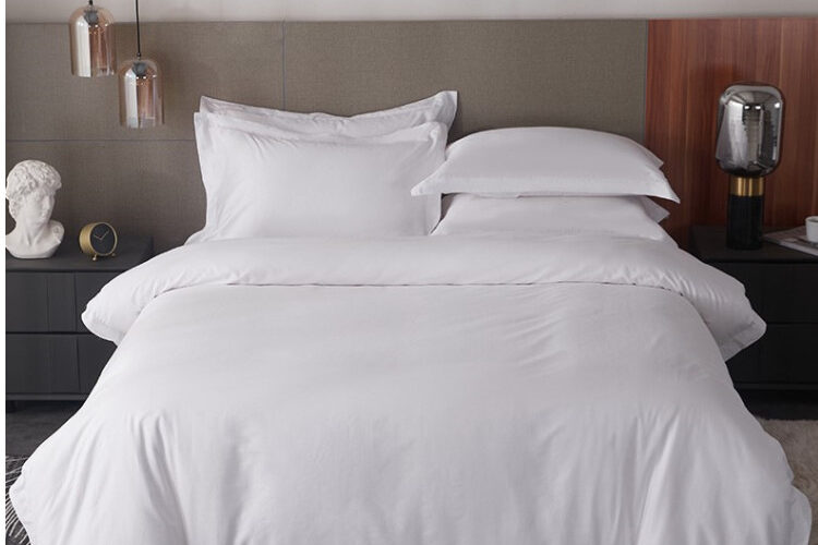 Egyptian plain white hotel bed linen (6)