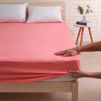 Breathable antibacterial anti-static fitted sheet in custom sizes