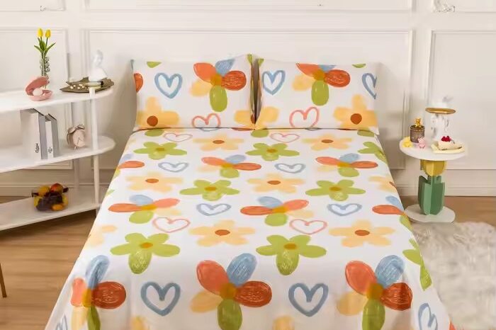 Factory direct breathable 100% cotton printed bed sheet (1) New 100% cotton printed bed sheet with breathable soft texture