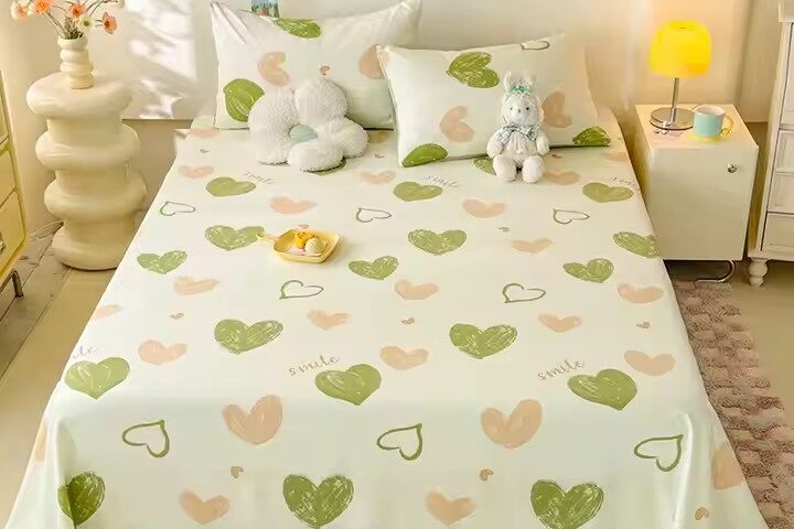 Luxury printed 100% cotton bed sheet with elegant design