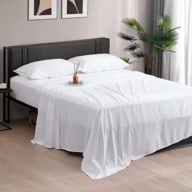 Skin-friendly microfiber polyester bed sheets wholesale