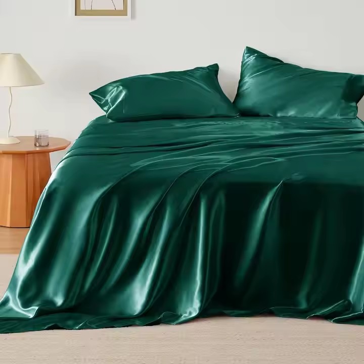 Silky soft microfiber bed sheet in modern design