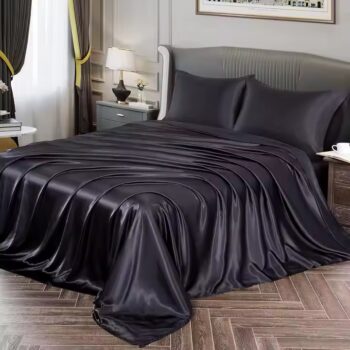 Breathable silky solid color satin bed sheet in elegant design