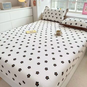 Cartoon non-slip double fitted sheet with reinforced elastic