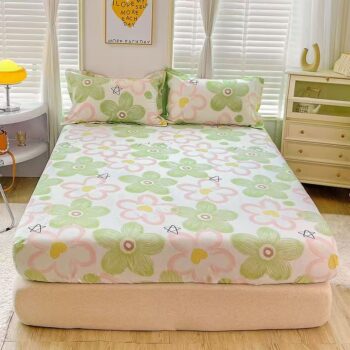 Soft pure cotton printed fitted sheet for cozy bedroom use