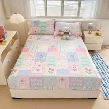 Adorable cotton printed fitted sheet with secure elastic edges