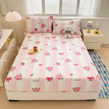 Soft cotton fitted sheet with cute colorful printed patterns
