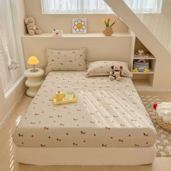 Full-cover cartoon kids fitted sheet with colorful playful prints