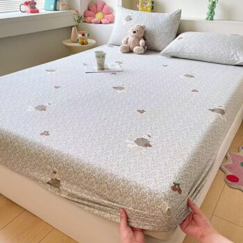 High-quality breathable double gauze fitted sheet with soft texture