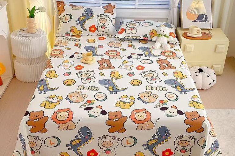 Kids Cartoon Pure Cotton Bed Sheet (6) Kids cartoon pure cotton bed sheet with soft breathable fabric