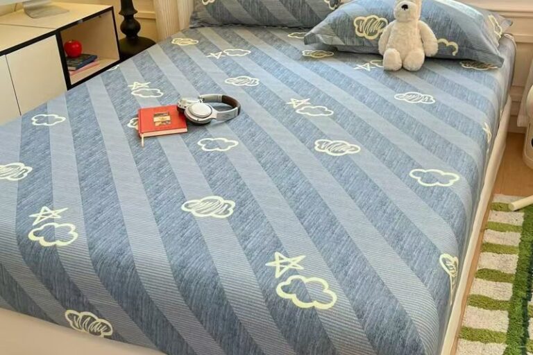 Kids Cartoon Pure Cotton Non-Slip Fitted Sheet (3) Pure cotton non-slip cartoon fitted sheet for children’s single beds