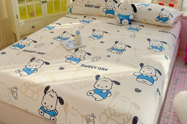 Washed cotton non-slip cartoon fitted sheet for children’s beds