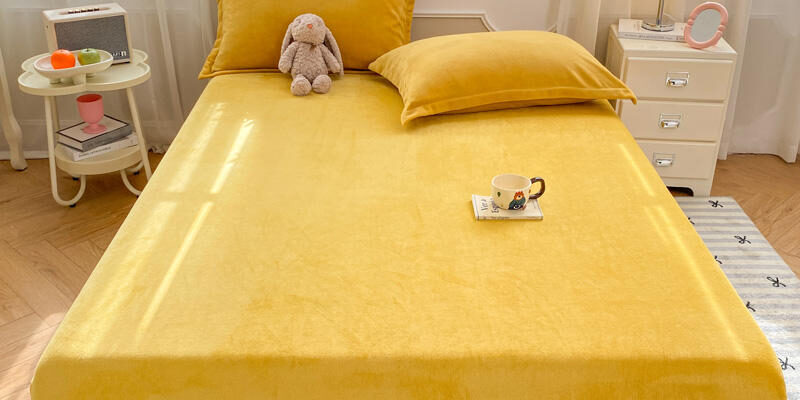 Soft milk velvet non-slip solid fitted sheet for home beds