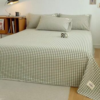 Soft minimalist cotton plaid bed sheet in breathable fabric