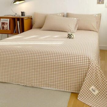 Soft minimalist cotton plaid bed sheet in breathable fabric