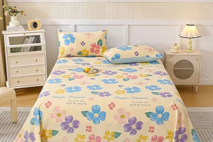 Multi-Size Breathable Bed Sheet (7) Breathable multi-size comfortable bed sheet for home use