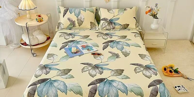 Premium thick Nordic-style cotton bed sheet for homes