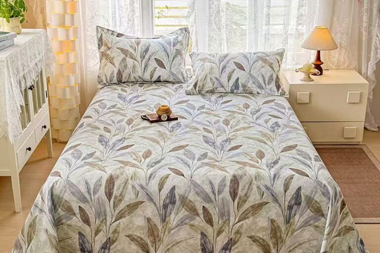 Printed Pure Cotton Bed Sheet (5) Printed pure cotton bed sheet with soft breathable texture