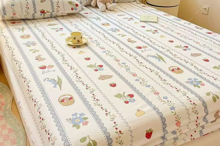 Pure cotton fitted sheet for home bedroom with soft comfort