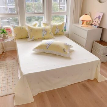 Minimalist pure cotton polka dot bed sheet with soft texture