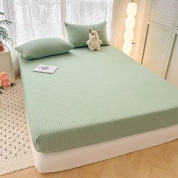 Pure cotton striped and check non-slip fitted sheet for bedroom use