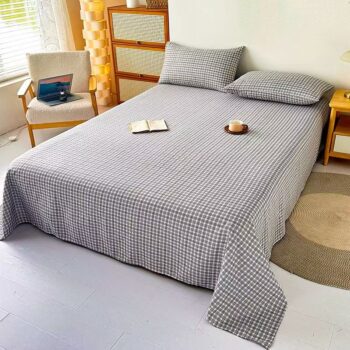 Simple checkered breathable student dorm bed sheet
