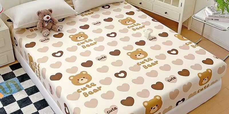 Soft cartoon printed fitted sheet for home bedroom use