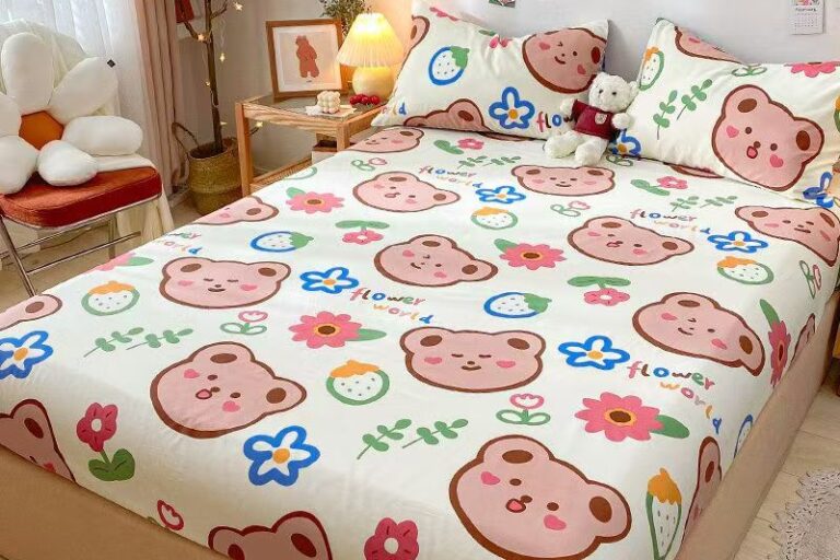 Thick non-slip pure cotton kids fitted sheet for children’s beds