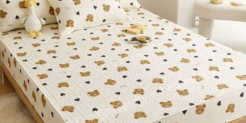 Thick quilted pure cotton non-slip fitted sheet for home beds