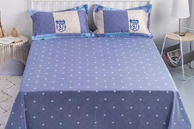 Thickened soft cotton bed sheet for single and double beds