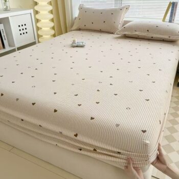 Thick non-slip cotton fitted sheet with secure elastic edges
