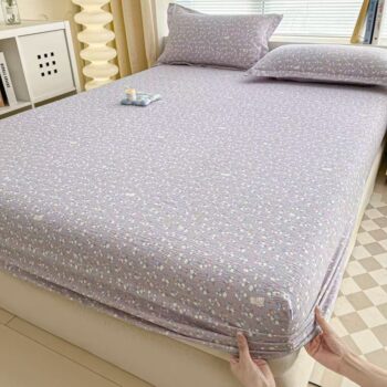 Thick non-slip cotton fitted sheet with secure elastic edges