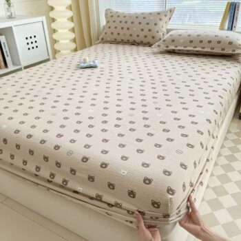 Thick non-slip cotton fitted sheet with secure elastic edges