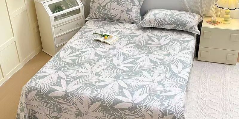 Warm pure cotton bed sheet for comfortable home bedding