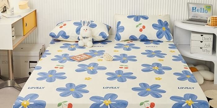 Waterproof microfiber printed fitted sheet with elastic corners